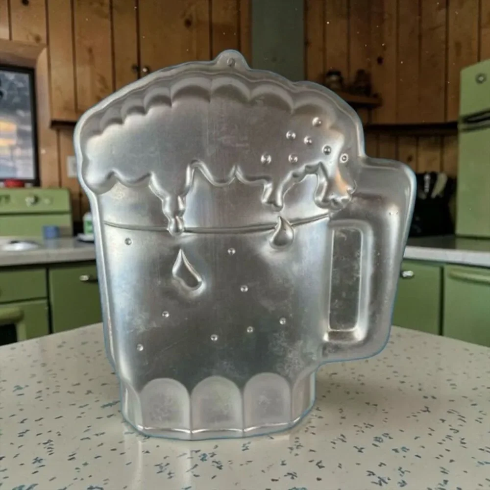 Vintage 1984 Wilton Beer Mug Cake Pan Cheer Lager Ale Aluminum Mold Celebrate